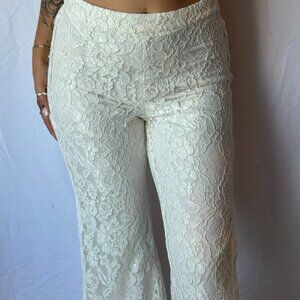 V Cristina Cream Lace Flare Pants size 4